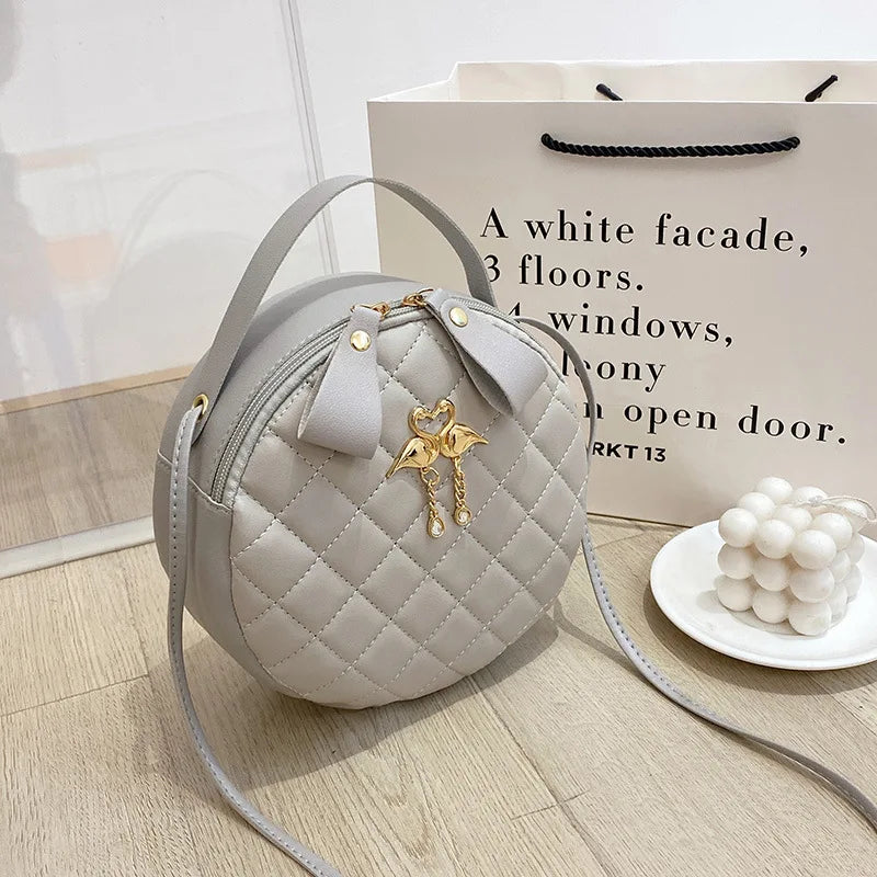 Cross-Border Popular Embroidered Quilted Small Round Handbag, Niche Design Chain Crossbody Bag, European, American, Japanese, and Korean Style Women's Bag