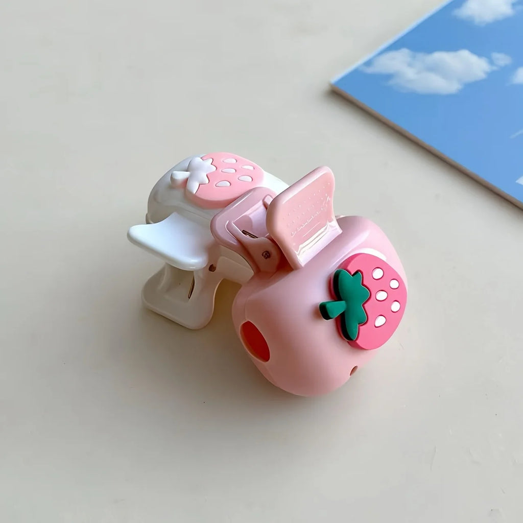 2Pcs Strawberry Shaped Toothbrush Clip with Dust Cover, Bathroom Toothbrush Protective Cover, Essential for Home and Travel