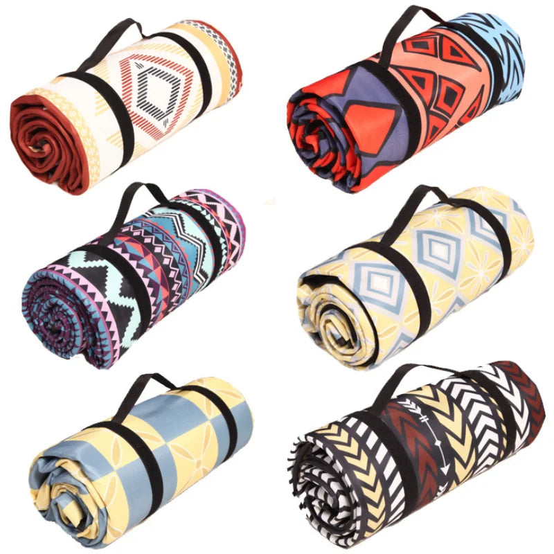 Outdoor Picnic Blanket Waterproof Extra Large Camping Mat Thickness 4mm 3-Layers Beach Blanket Rolling Up Packaging Park Blanket