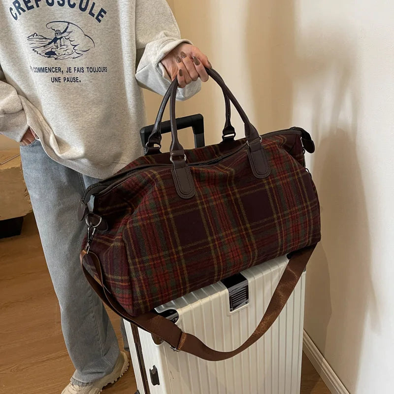 New Travel Bag Large Capacity Commuter Crossbody Yoga Fitness Sports Bag Check-In Luggage Storage Bag Unisex Urban Minimalist