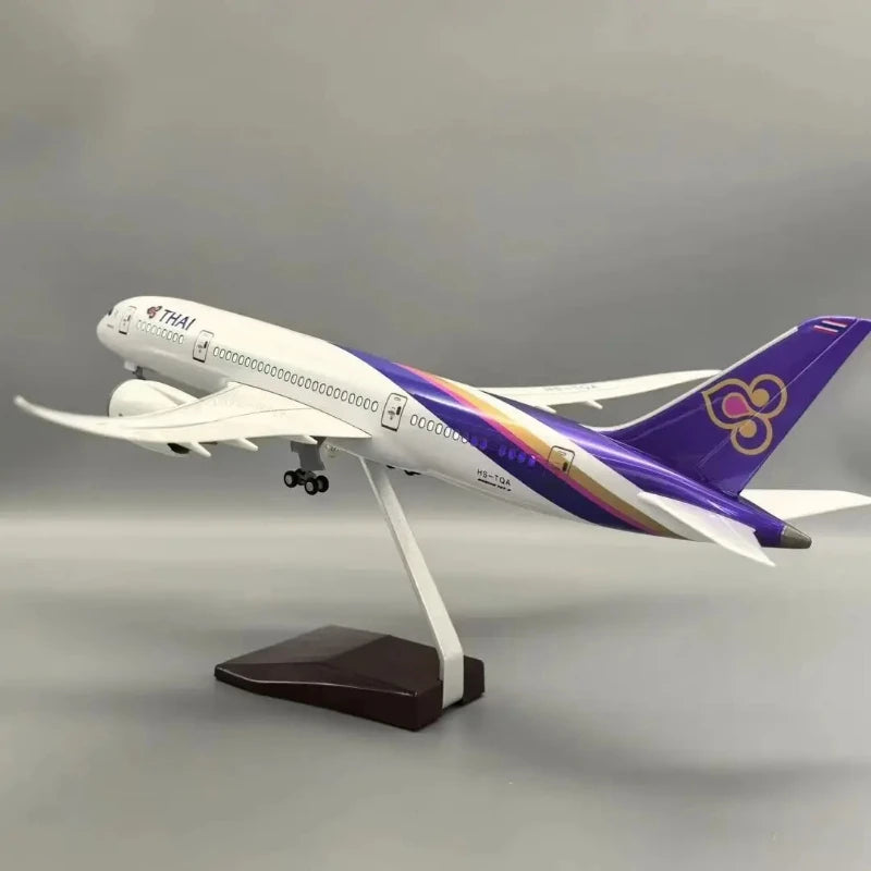New 47CM Thai Airways B787 Model Plane Resin Diecast Airplanes with LED Light Aircraft Model Ornaments Collection Display Gifts