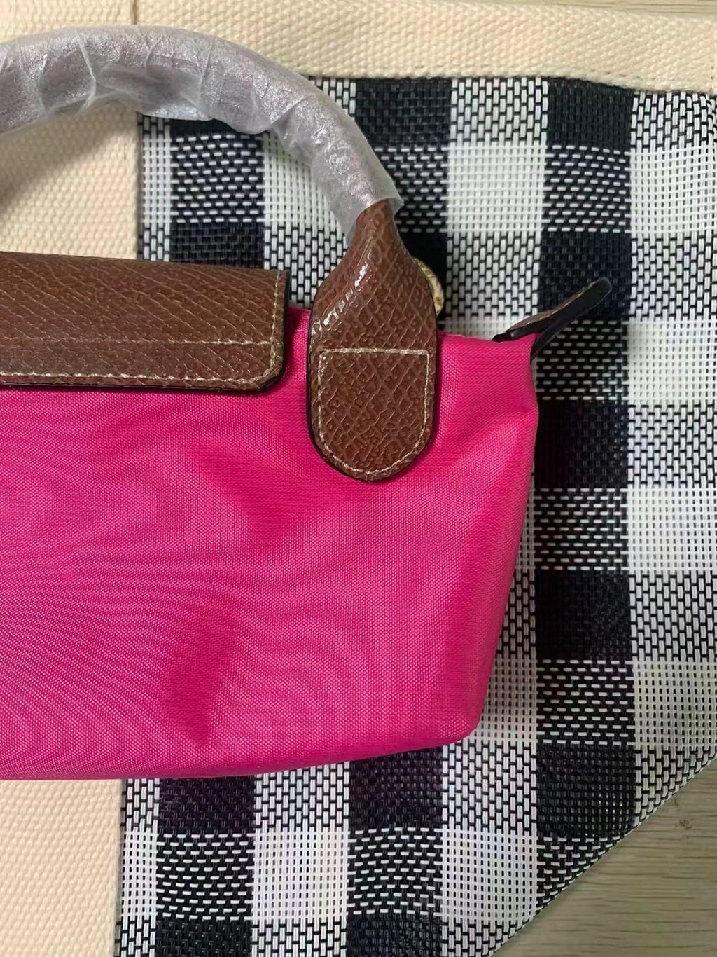 Trendy Style 2026 High-Quality Dumpling Skin Nylon Handbag, Crossbody Bag, Mini Coin Purse, Delicate and Compact Women's Bag