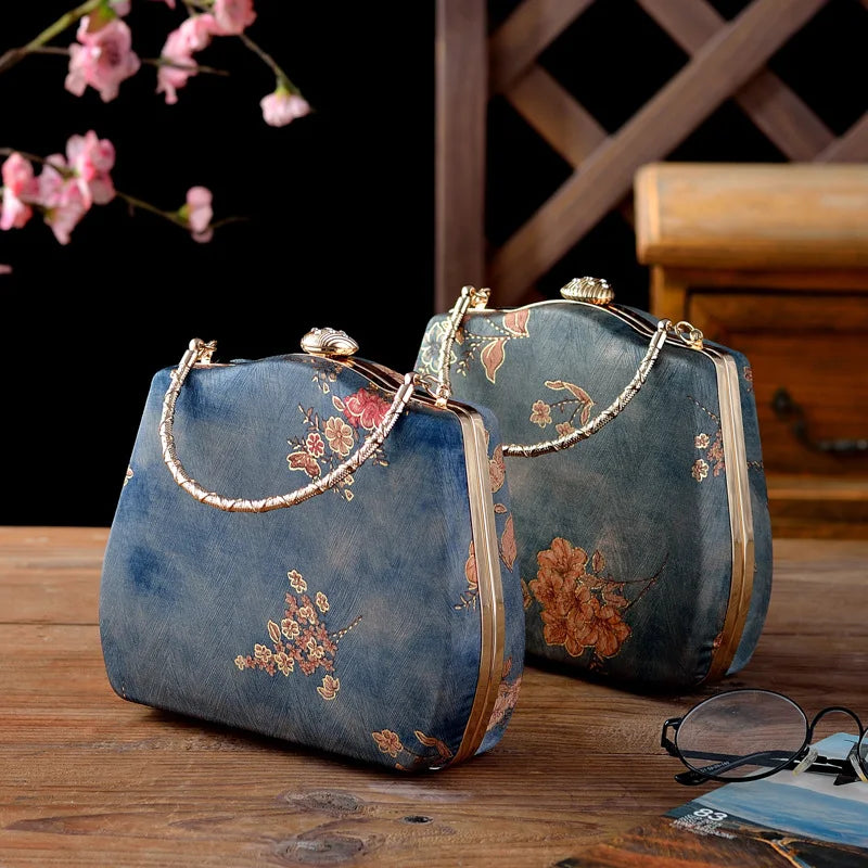 Fashion Women Embroidery Evening Bags Silk Clutch Purse for Bride Chain Shoulder Laides Case Top Handle Wedding Party Handbag