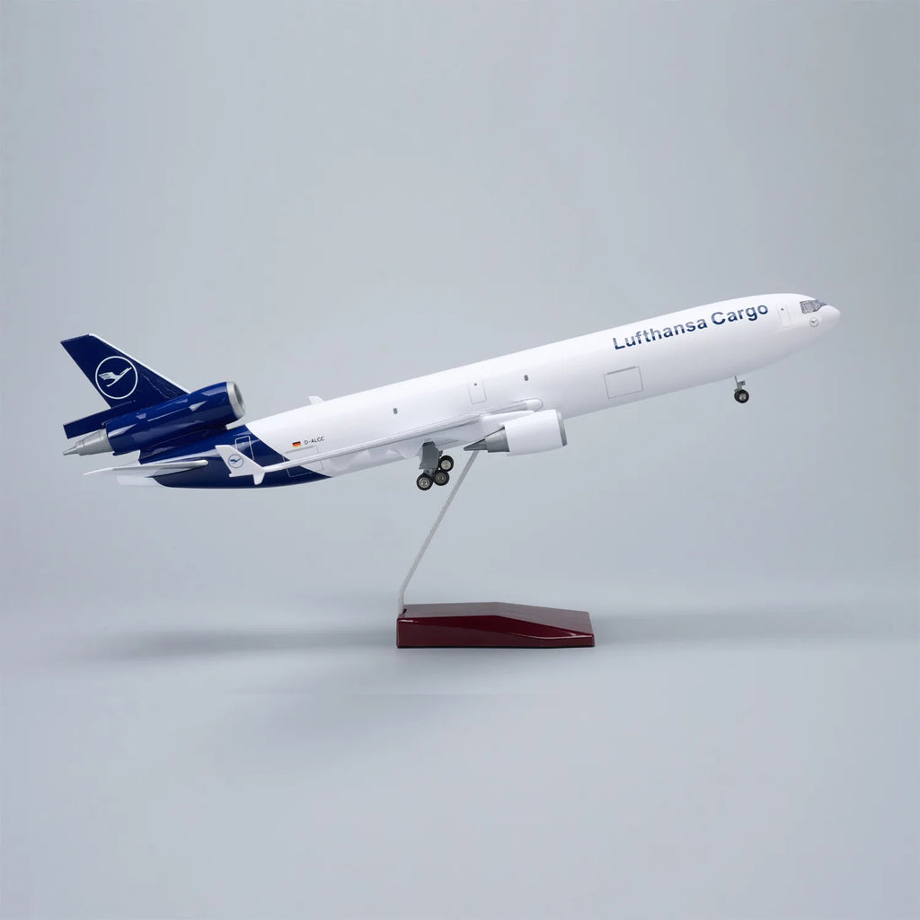 MD-11 Cargo Series Airplane Model Toy Kit 1/130 Scale Resin Diecast Plane Model with Stand For Collection display or Child Gift