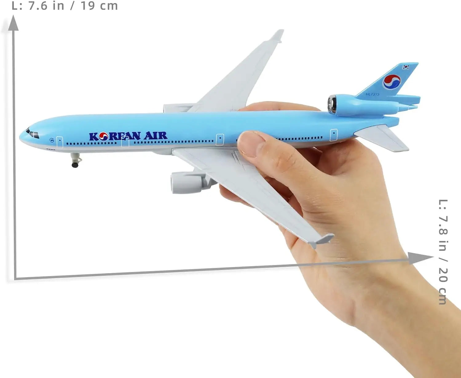 20cm Korean MD-11 Toy Airplane Model Kit 1/300 Scale Alloy Diecast Airplane Model with Stand wheel for Collections and Displays