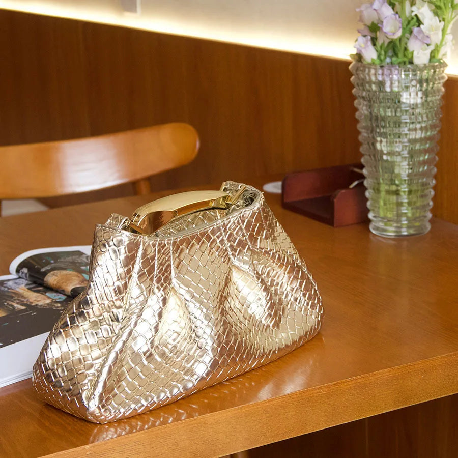 Stylish and simple glossy cloud woven bag temperament metallic clutch bag chain single shoulder underarm oblique span bag