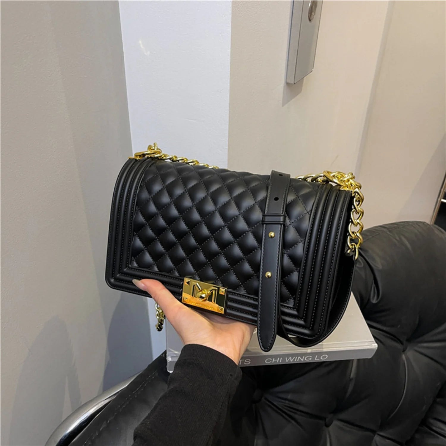 Y2K Style Women's Chain Shoulder Bag 2026 Decorative Crossbody Street Casual Simple Handbag Fashion Accessory