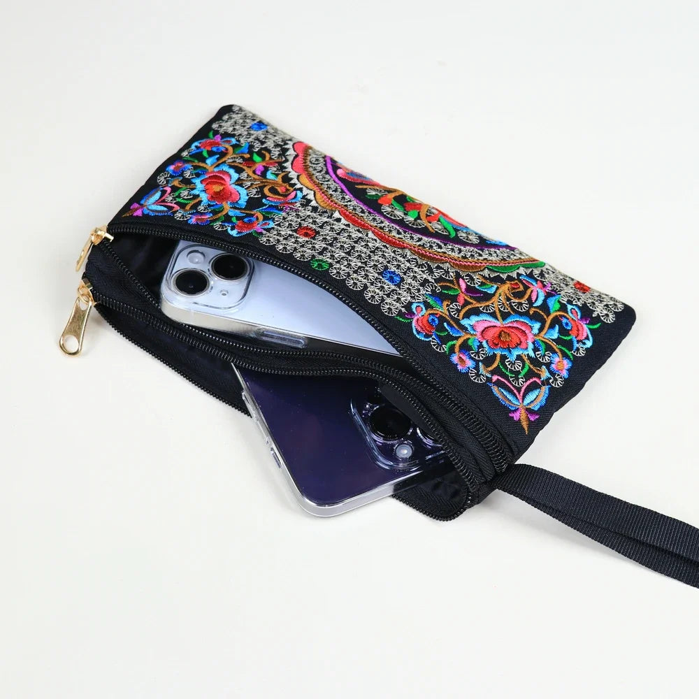 Ethnic Style Embroidered Handbag, Mobile Phone Bag, Coin Purse, Fashionable and Casual Ladies Handbags for Women Clutch Bag