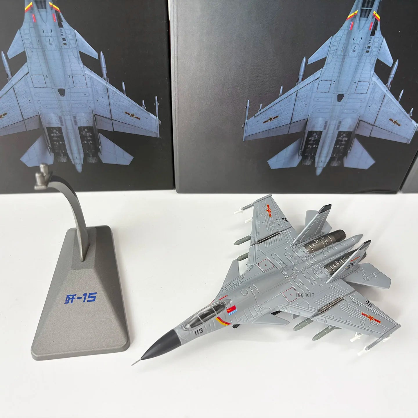 Diecast 1: 144 Scale J-15 Shipborne Fighter J15 Alloy Finished Aircraft Simulation Model Static Decoration Collection Gift