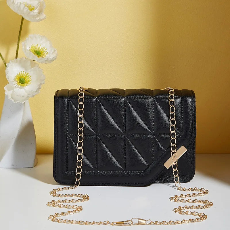 Solid color triangular diamond grid embroidered small square bag, crossbody bag, fashionable and versatile single shoulder bag