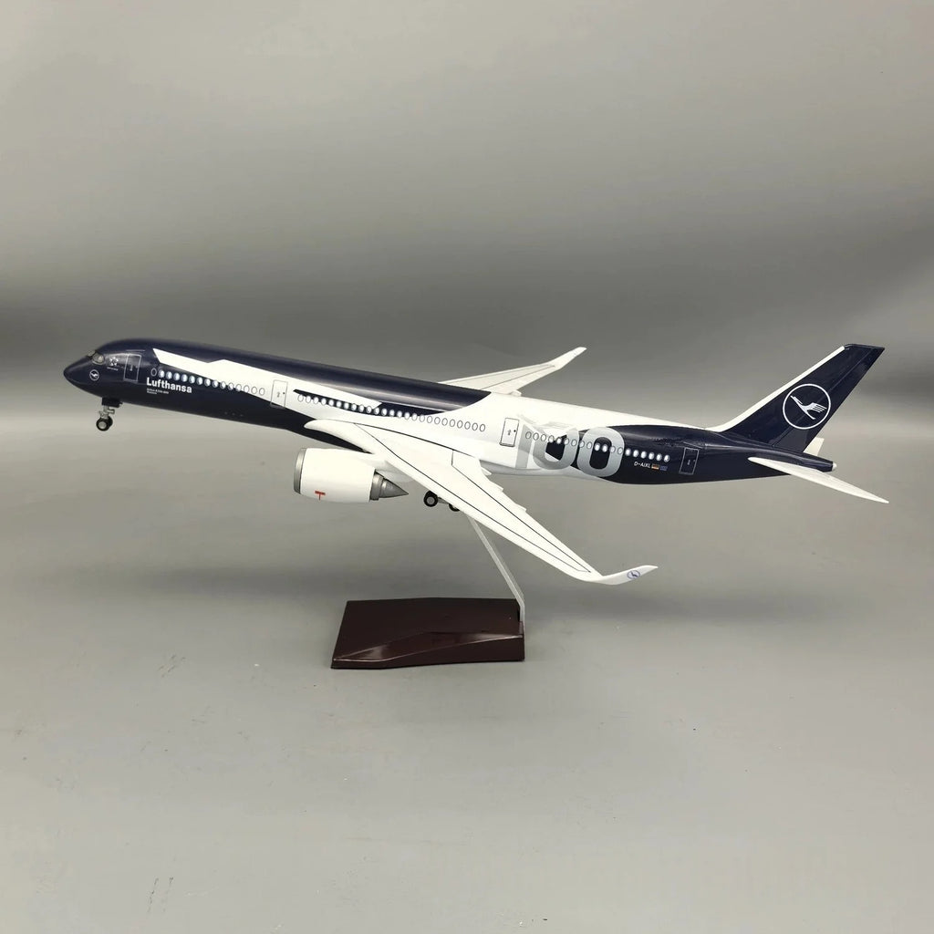 43-47cm Large Scale Lufthansa100 Years Collectible A350 380 B747 787 Diecast Resin Airplane Model for Collection Display or Gift