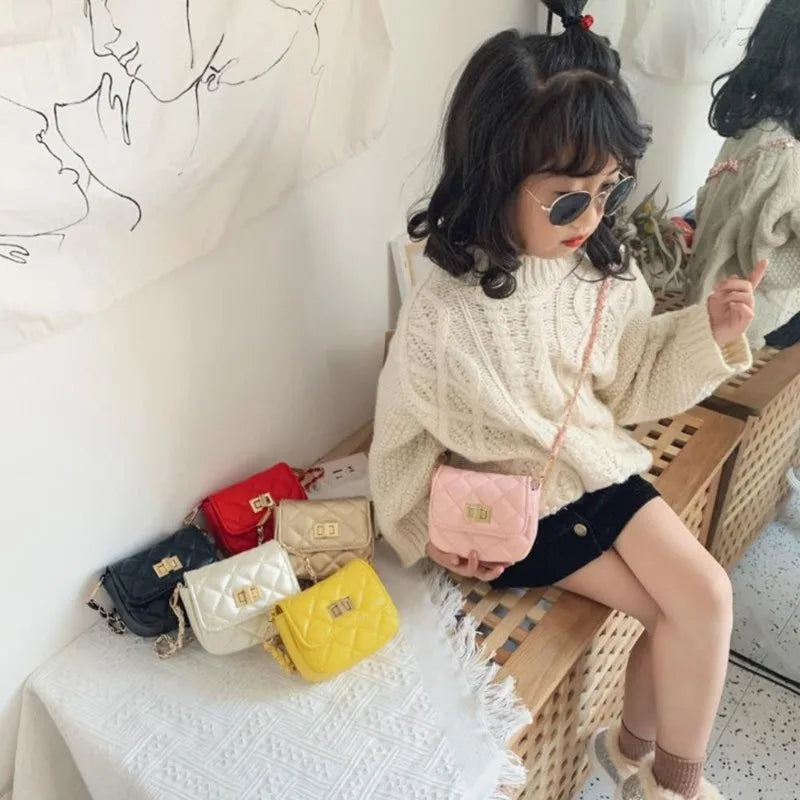 1Pc Mini Bag Crossbody Bag Fashion Girl Bag Child Bag Clothes Decorative Accessories Coin Purse Bag