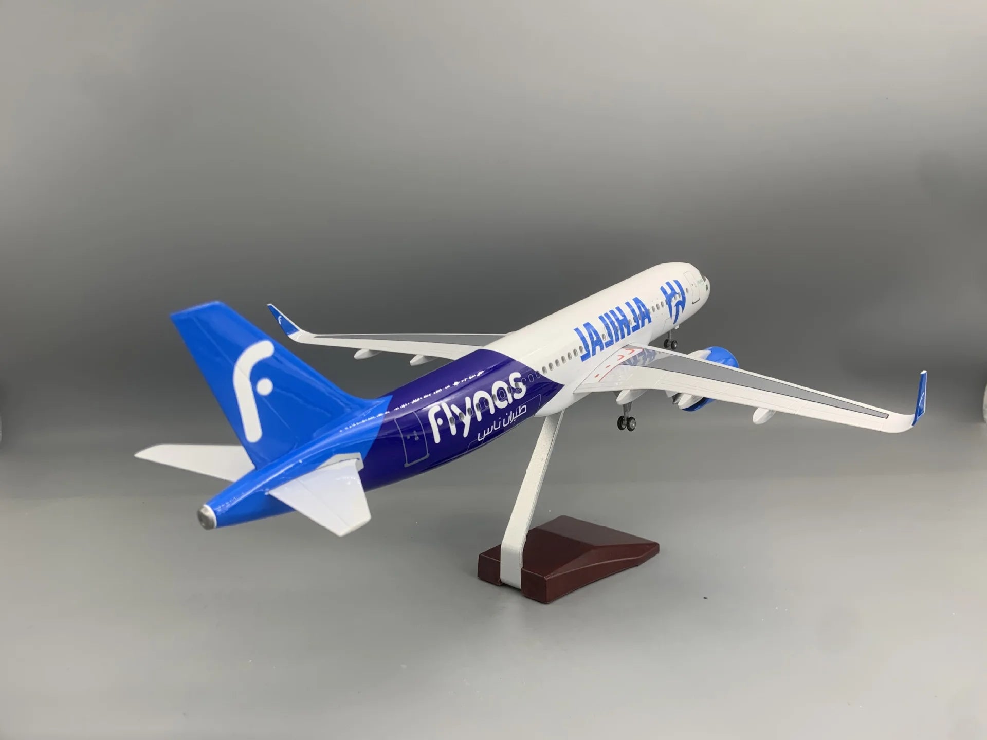 New 47cm Saudi Flynas Air A320 Diecast Resin Airplane Model Simulation of static model aircraft for Aviation Enthusiasts or Gift