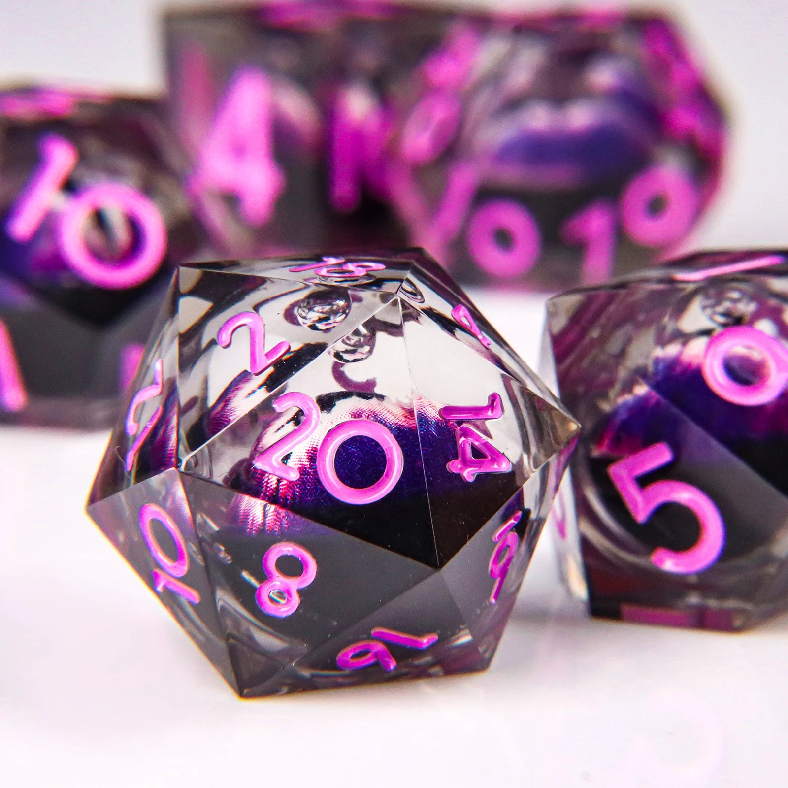 DND Dragon Eye Dice Liquid Core Dice Set Resin Sharp Edged Dice For Dungeons and Dragons Polyhedral D&D Dice Handmade D and D
