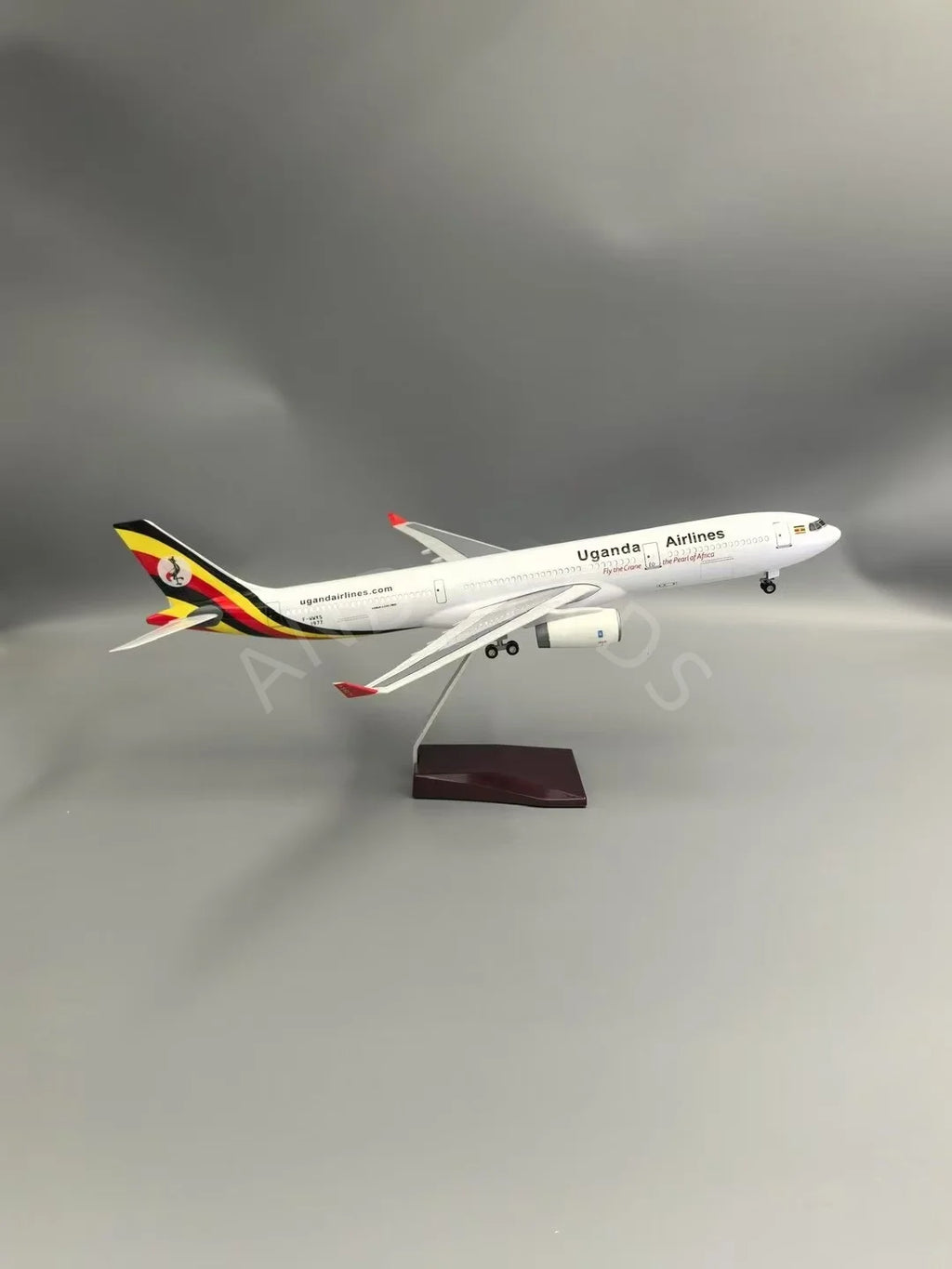 47cm Scale Aircraft A330 Ugandan Airlines Miniature Airplane Diecast Resin With Landing Gear Boys Toys Flight Machine Model Gift