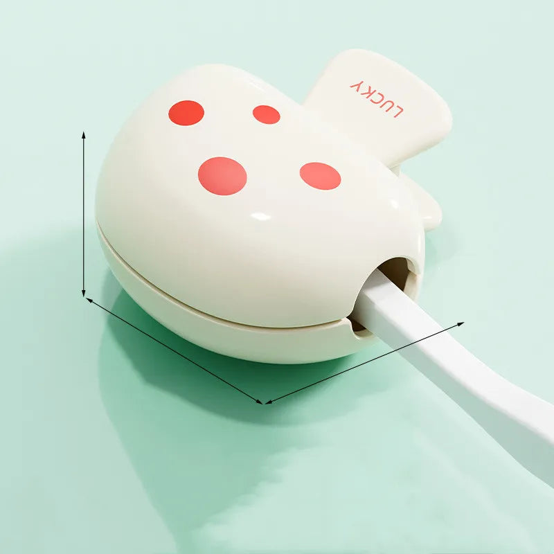 Travel toothbrush cover Dust-proof mushroom toothbrush head protective clip Household outdoor protective cap