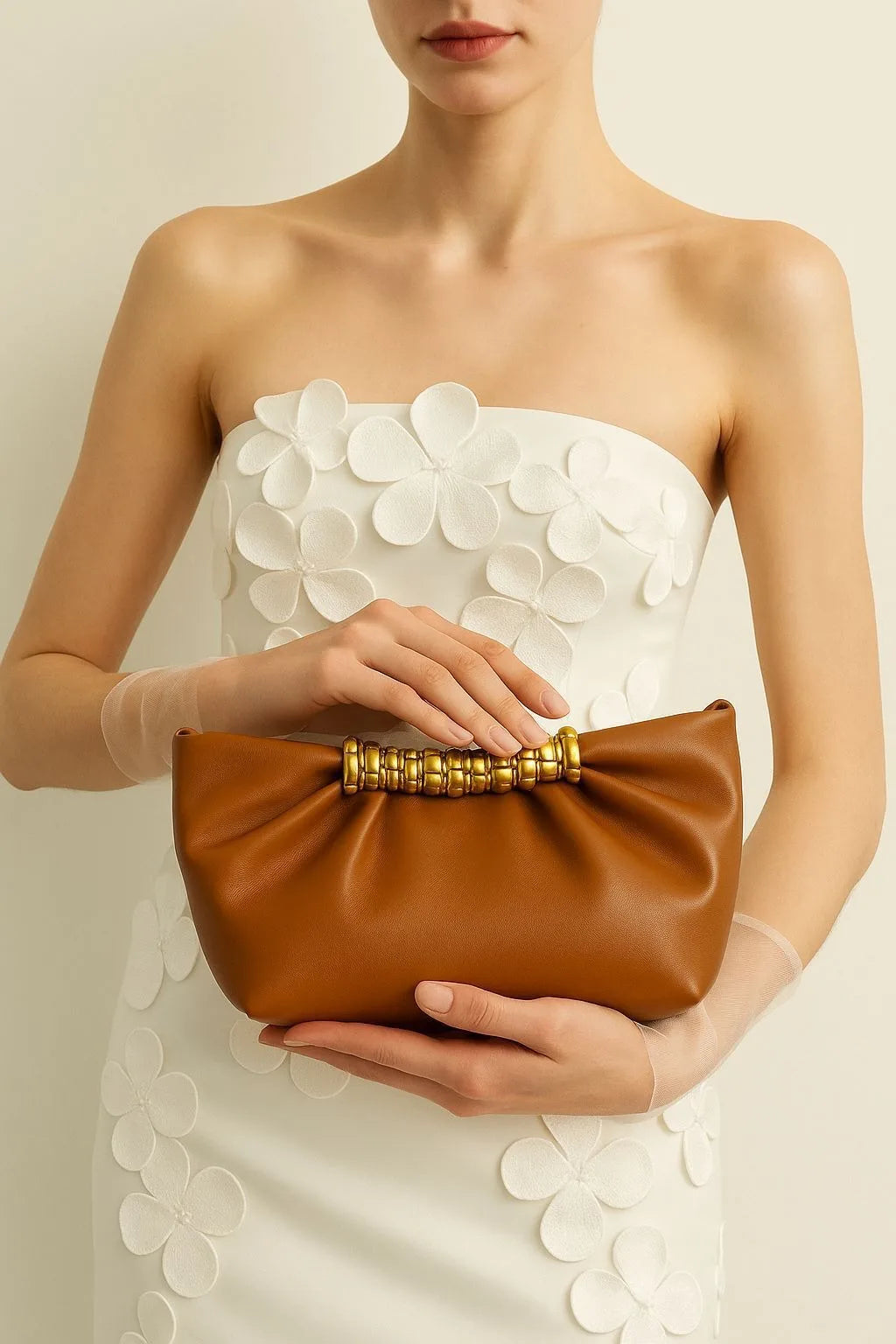 Luxury Golden Black Clutch Bag Cloud Bag Metal Folded Dumpling Bag High Quality Banquet Bag Single Shoulder Bag 2026 Fashion