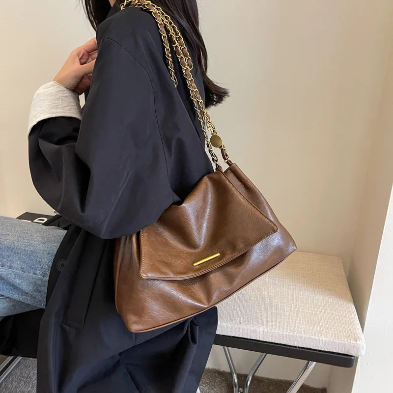 2026 New Women's Vintage Large Crossbody Shoulder Bag Elegant Handbag with Detachable Strap Durable for Casual Formal Events