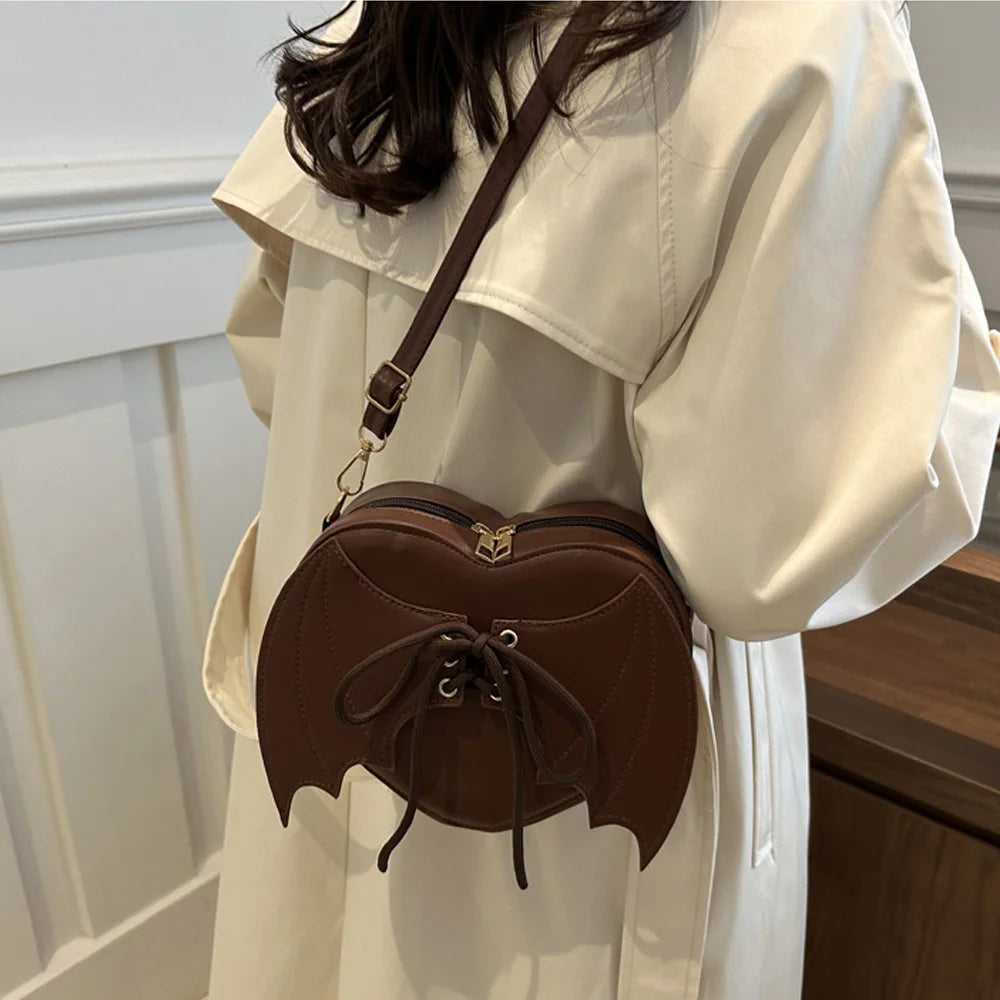 Korean-style Ins fashionable cute girl's bag 2026 new style simple small square bag personalized batwing shoulder messenger bag
