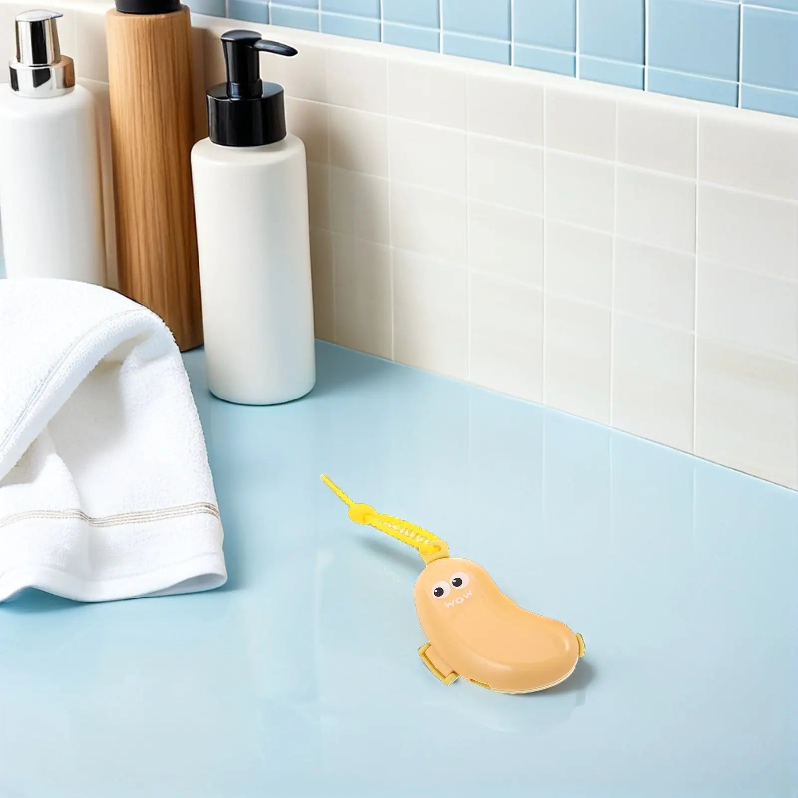 4Pcs Banana Toothbrush Head Protector Covers Soft Flexible Fit for Manual Electric Toothbrushes Travel Friendly Transparent Dust