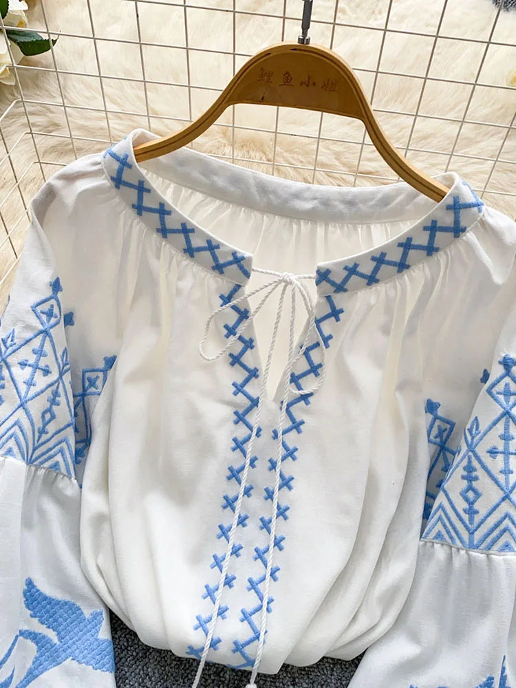 Women Autumn Blouse Bohemian Heavy-Duty V-Neck Embroidered Blouse Korean Long Sleeve Loose Fit Tassel Design Ethnic Top BL338