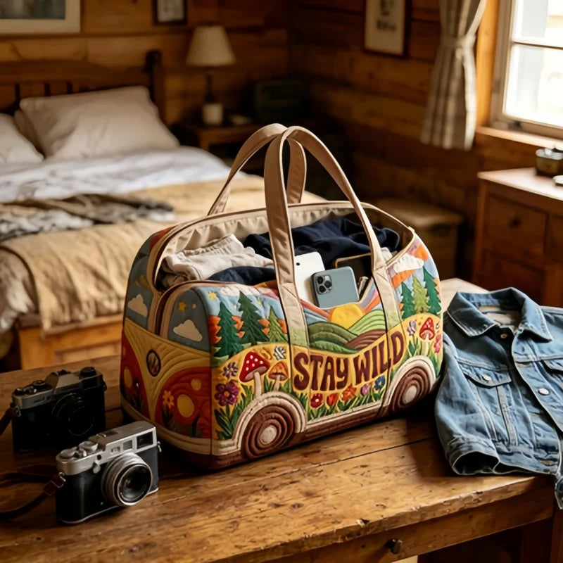1pc Hippie Boho Quilted Duffle Bag, Vintage "STAY WILD" Van Travel Bag, Large Capacity Weekender Bag for Women Travel Gym