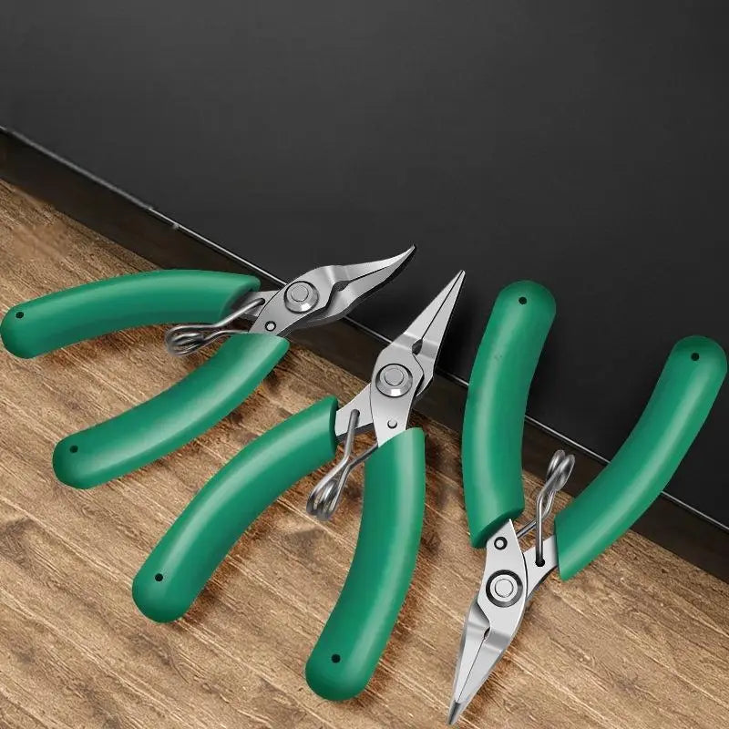 1Pcs Household Industrial Grade Multifunctional DIY Mini Wire Pliers 4.5 Inch Mini Handmade Pliers Electrician Mini Tiger Pliers