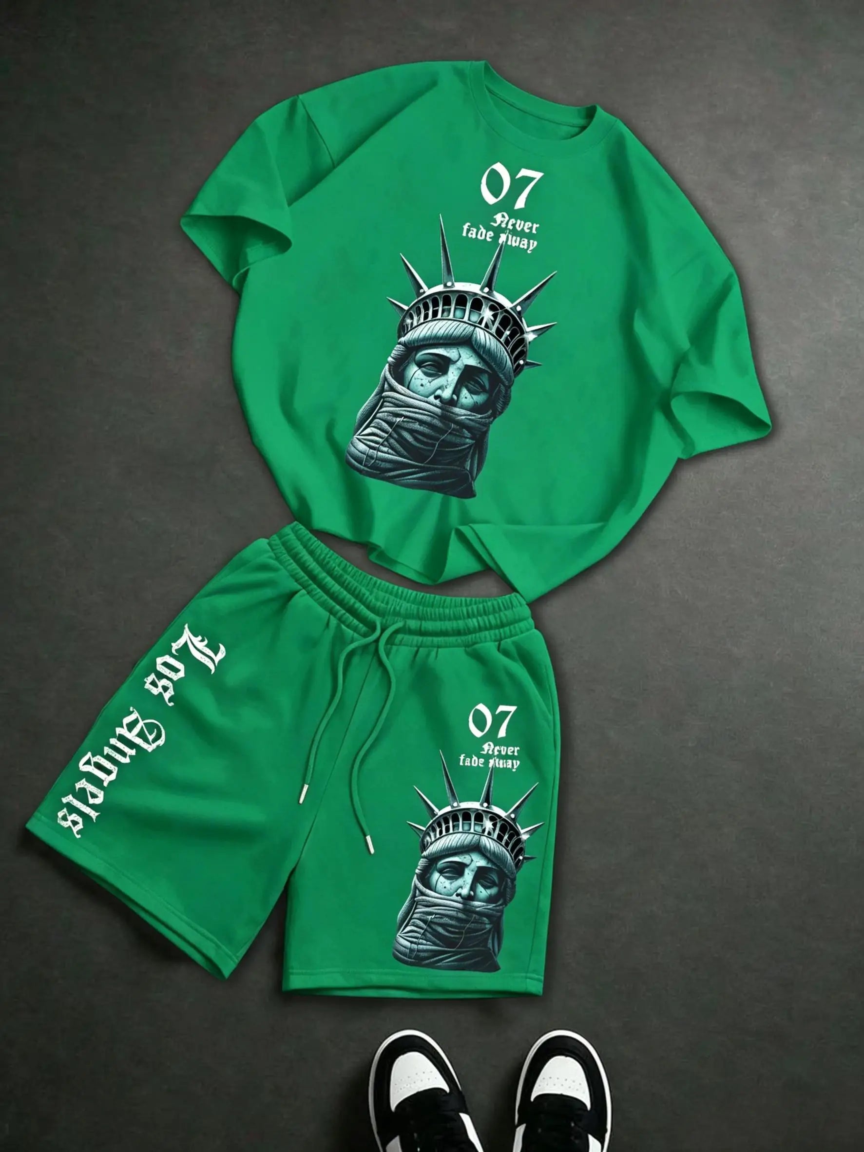 New men's summer retro Statue of Liberty print soft and breathable round neck T-shirt drawstring shorts set outdoor streetwear