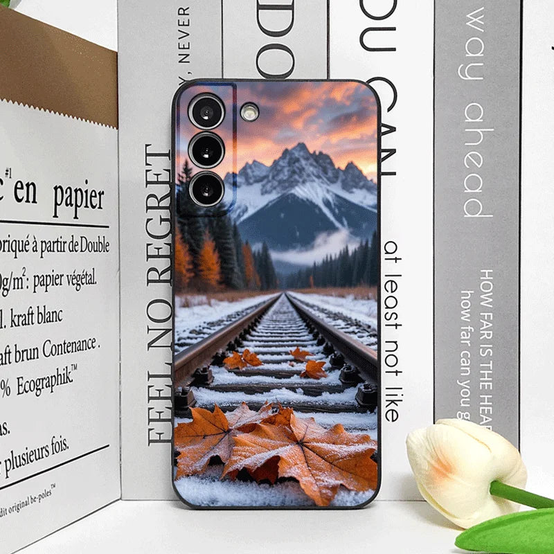 Vintage Forest Landscape Snow Mountain Scenery Phone Case for Samsung Galaxy S25 S24+ S23 Ultra S22Plus S20 S21 FE M53 M34 Cover