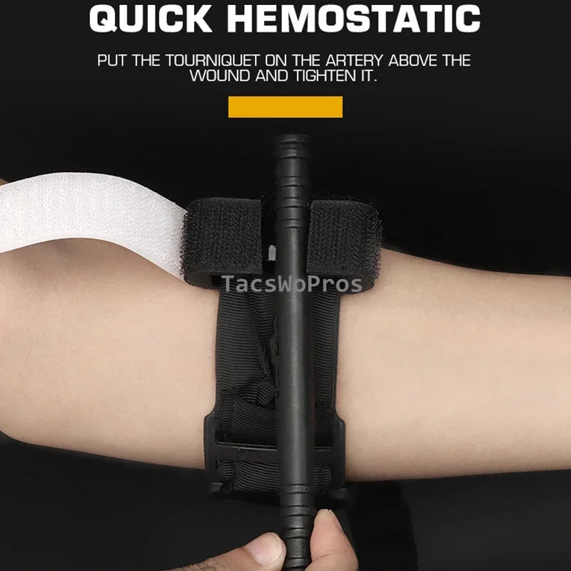 Tactical Tourniquet Holder Portable MOLLE Hunting Emergency Tourniquet Case Outdoor Combat Training Medical First Aid Equipment
