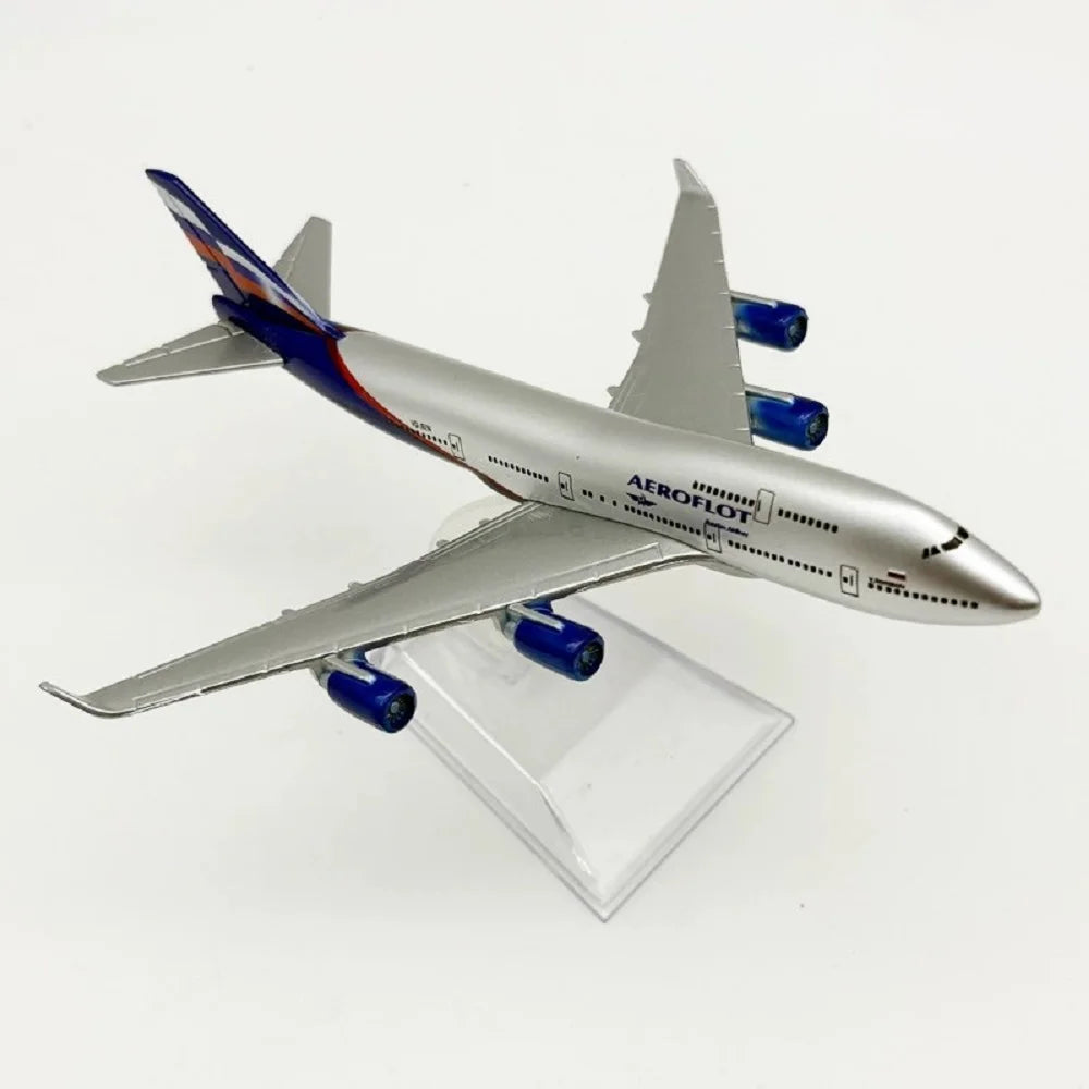 1:400 Scale Model Airplane Russia Airlines b747 Alloy Diecast Aircraft Aviation Plane Replica Collected Gift