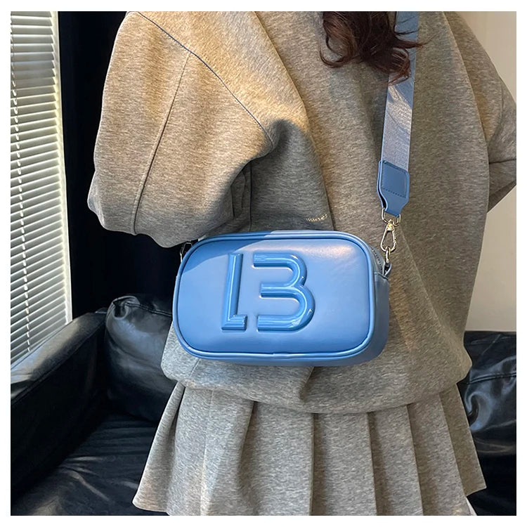 2026 New Luxury Ladies Fashionable Leather Crossbody Bag Trendy Commuter Elegant Women's Vintage Daily Bag