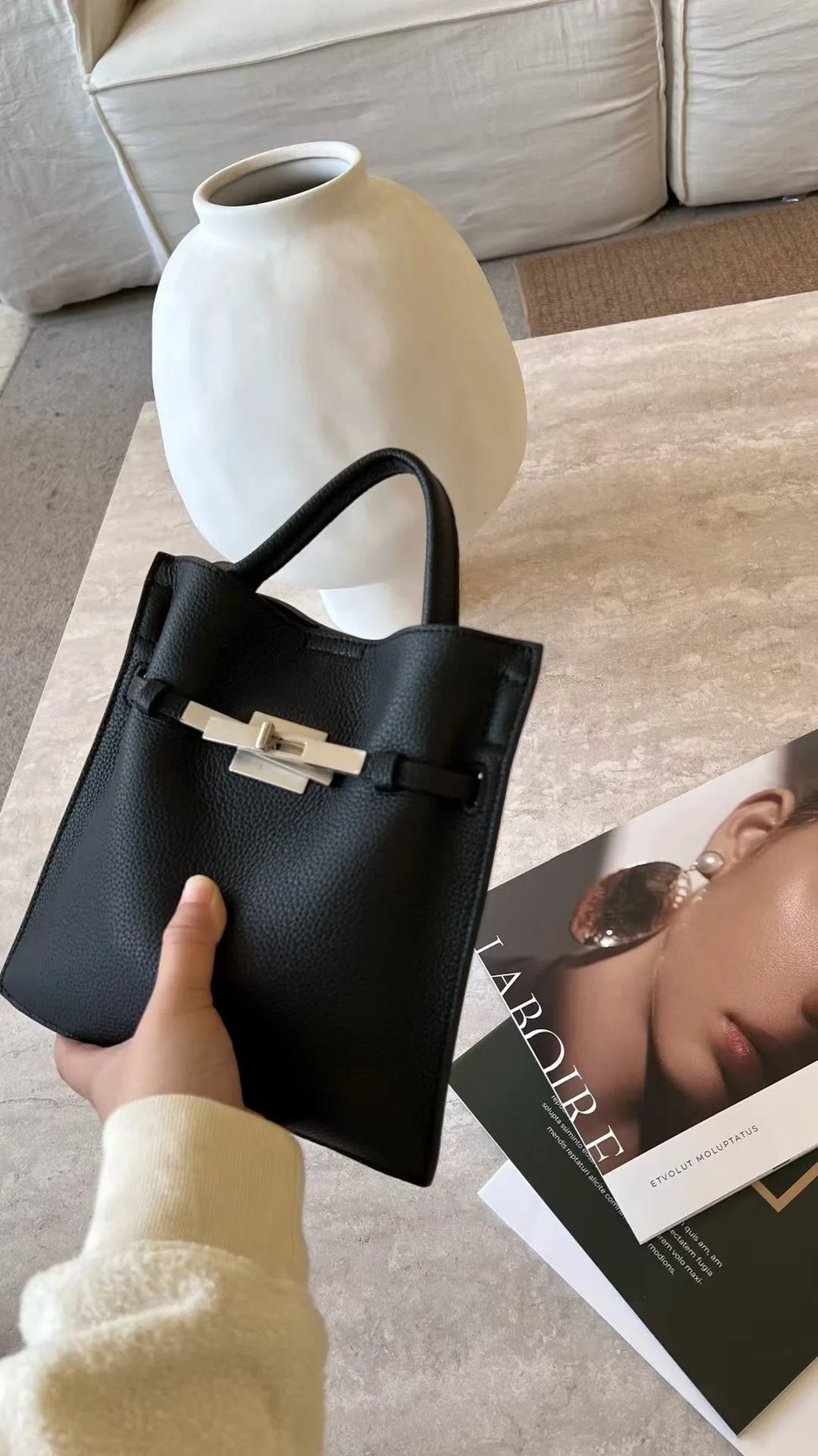 2026 New First-layer Cowhide Bucket  Women's Versatile Niche Medieval Exquisite Hand Carry Messenger Tote Bag Casual Fashion