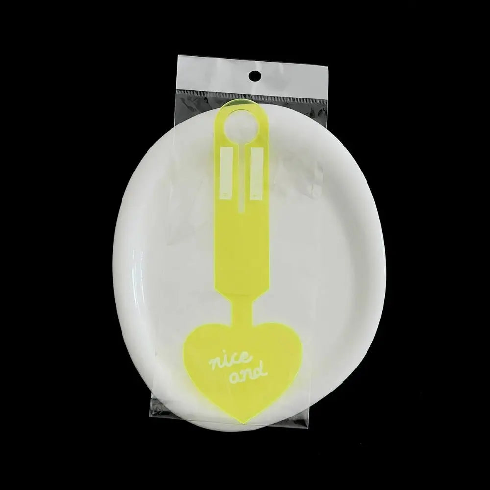 Colorful Love Shape Luggage Tag Anti Loss Boarding Pass Fluorescent Baggage Tag Airplane Suitcase Tag