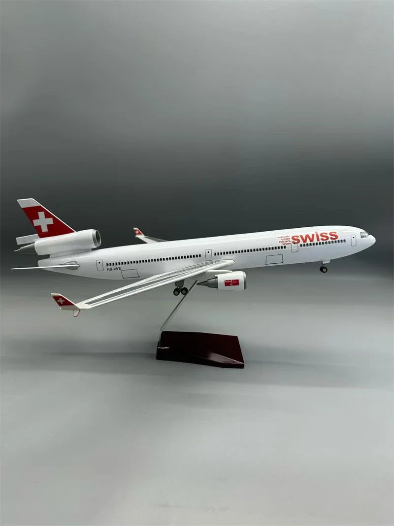 Swiss Airline MD11 Model Airplanes 1/85 Scale Plane 47CM Diecast Resin with Light Wheel Landing Gear Collection Toys for Boy