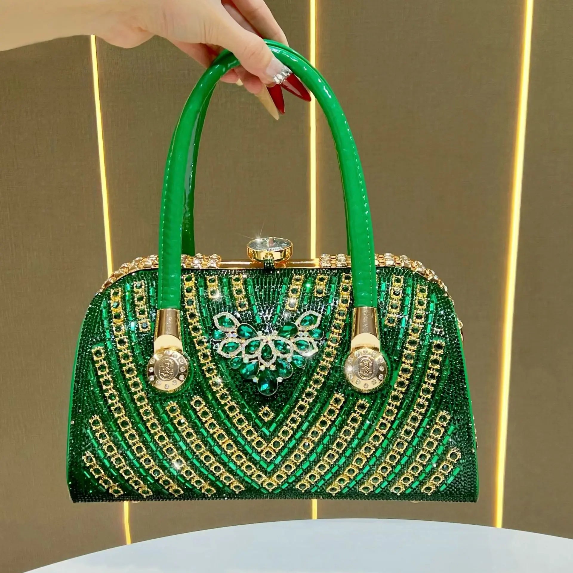 Shiny dinner bag, diamond-encrusted messenger bag, large-capacity high-end light luxury handbag, women's bag.
