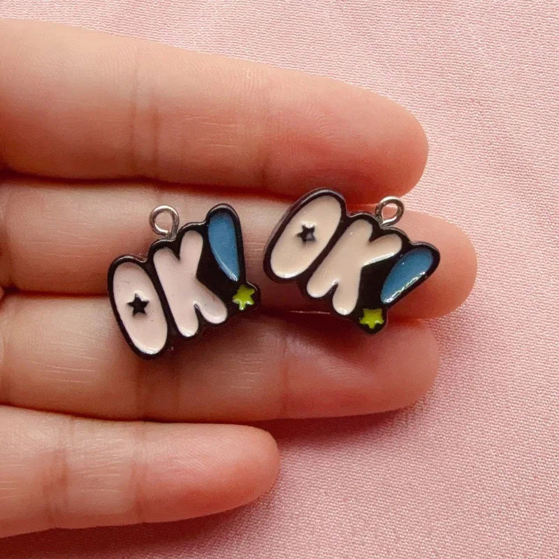10pcs Cartoon Girl Resin DIY Jewelry Accessories Cartoon Cute Anime Hand Rope Necklace Pendant