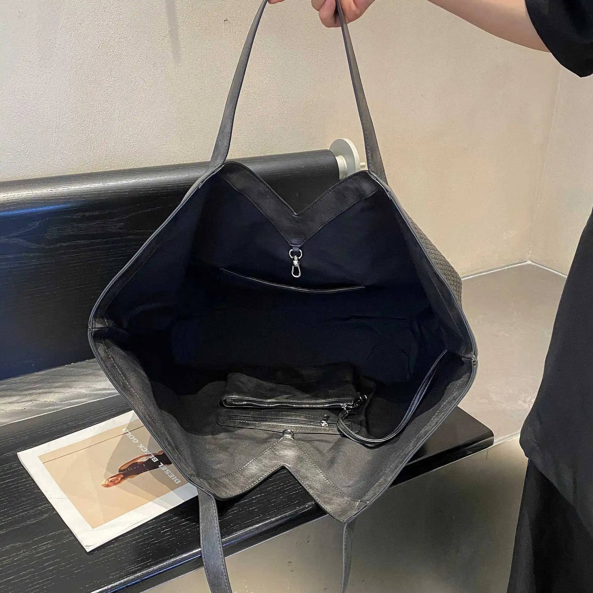 Trendy Design Simple Unique Leisure Diaper Bags For Ladies Luxury Brand Elegant Crossbody Bag Leather Tote
