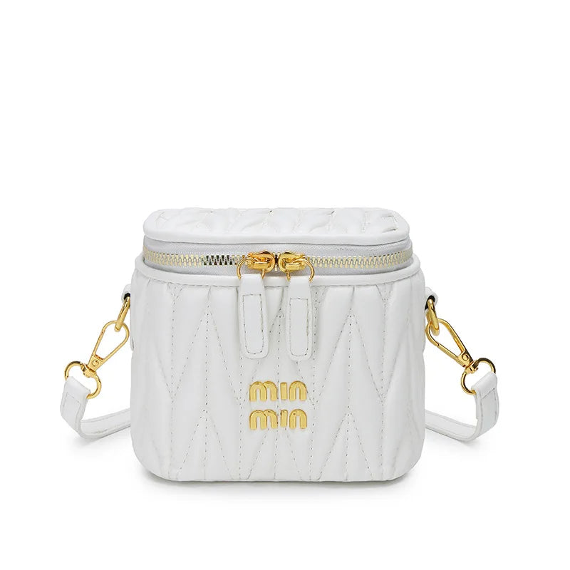 2026 new makeup bag, high-end design, niche and versatile box bag, simple messenger bag for women