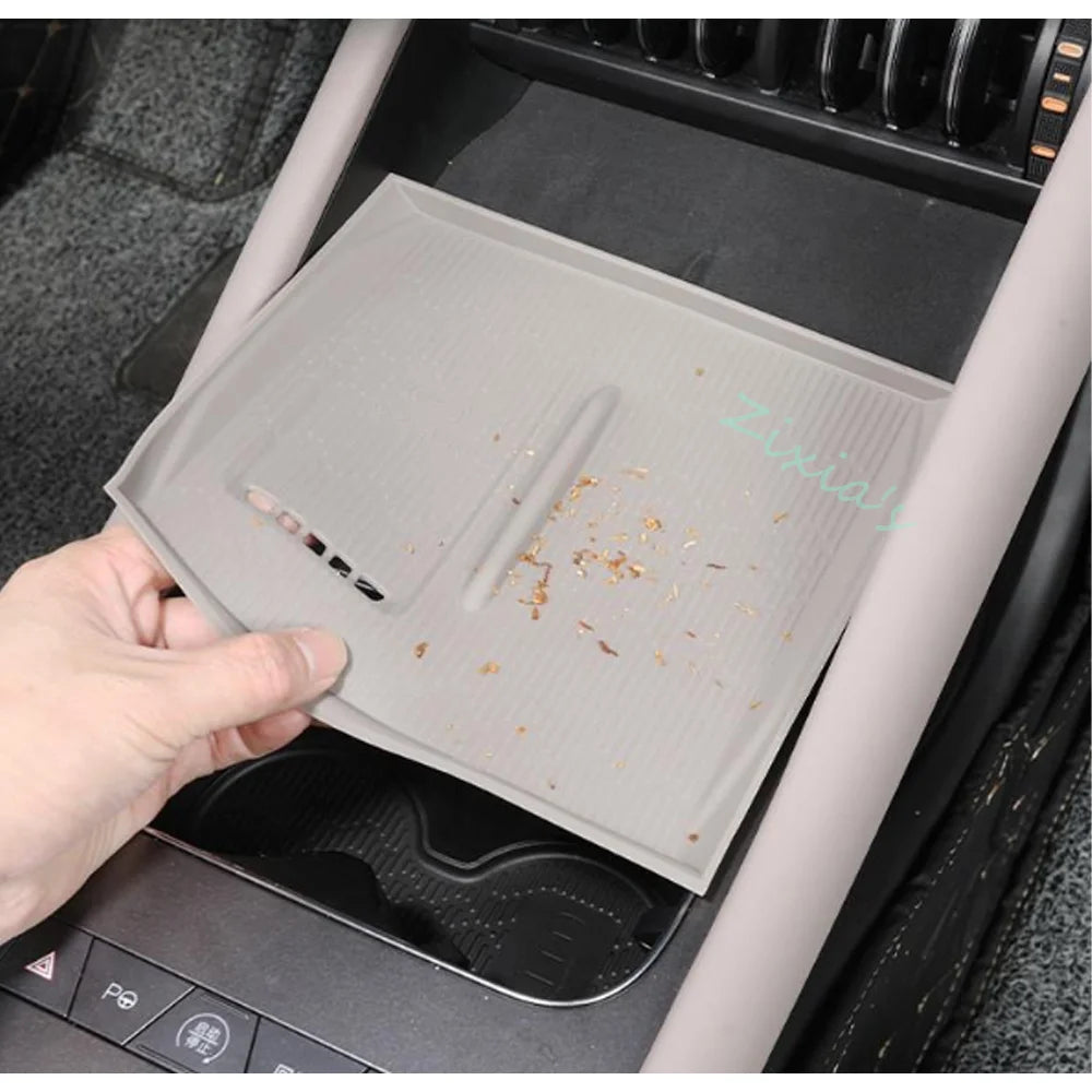 For BYD Atto 3 Evo Yuan Plus 2026 2027 Car Silicone Wireless Charging Pad Cup Cover Storage box Protective Interior Accessories