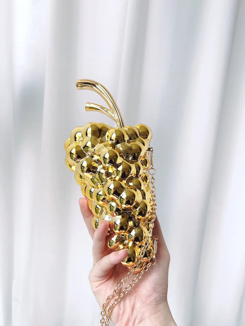 2026 New Fruit Electroplating Dinner Bag Premium Special-shaped Bag Grape Chain Oblique Span Bag