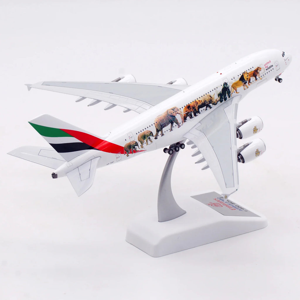 XB0011 Alloy Collectible Plane Gift Aviation 1:400 Emirates Airways Airbus A380 Diecast Aircraft Jet Model A6-EEI Tractor+Stand