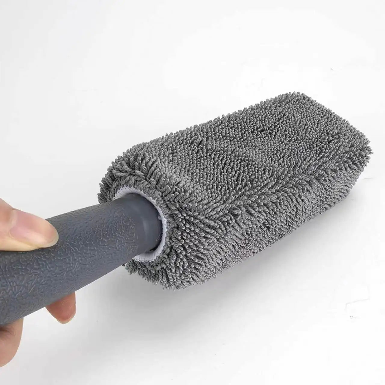 Microfiber Car Tire Brush - Effective Wheel Hub and Rim Cleaner - Perfect for Car Maintenance, Detailing, and Cleaning Supplies