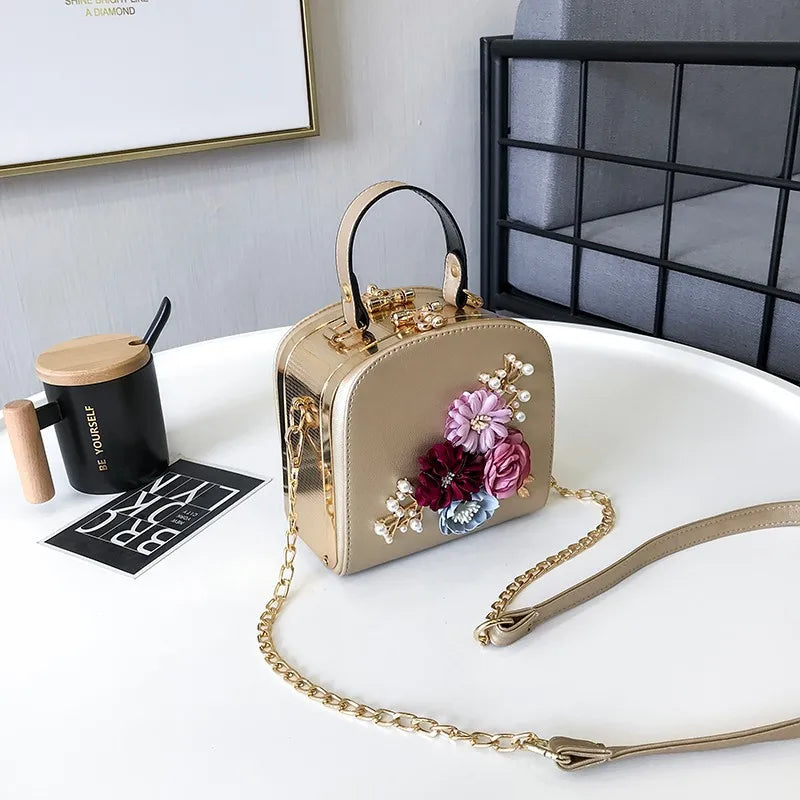 2025 Metal Clip Small Square Bag New Fashion Dinner Flower Shoulder Diagonal Handbag Bags Shoulder Bags