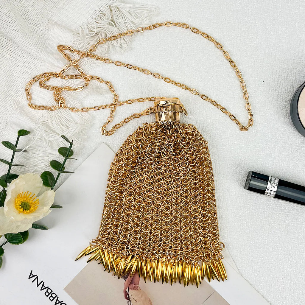 Niche Design New Gold and Silver Soft Metal Mesh Phone Bag High Quality Women's Evening Lipstick Bag Handwoven Fashionable Bag