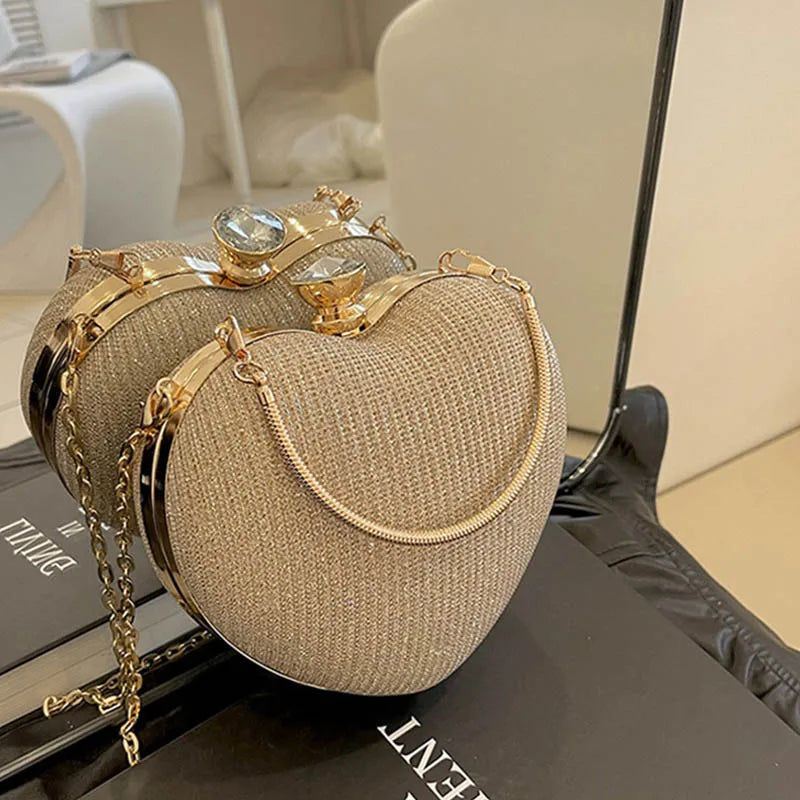Evening Clutch Bag Women Shiny Handbag Heart Shape Metal Clutches Bag Fashion Chain Shoulder Crossbody Bags Luxury Lady Purse