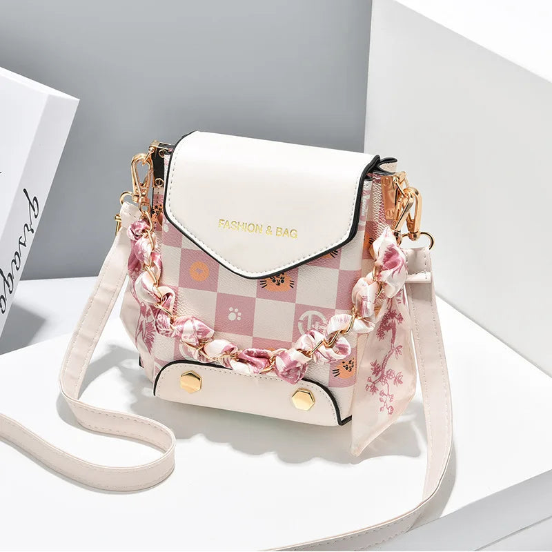 Mobile Phone Bag Women's New Summer Fashion Mini Bag Fashion Single Shoulder Crossbody Good-looking Suitable Daily Collocation