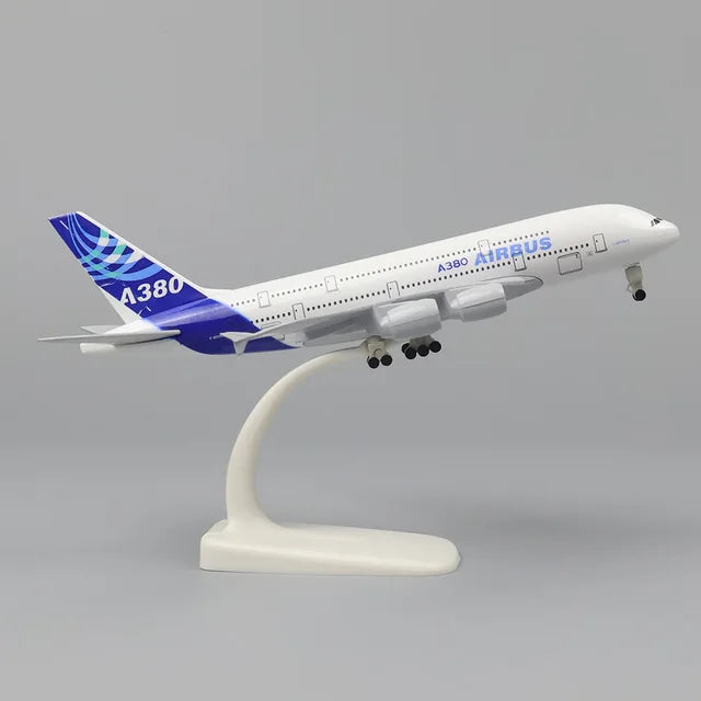 20cm A330 Beluga Xl Model Airplanes A380 A350 Md11 Toy Planes Replica Alloy Material W Wheels Landing Gears Children Toys Gift