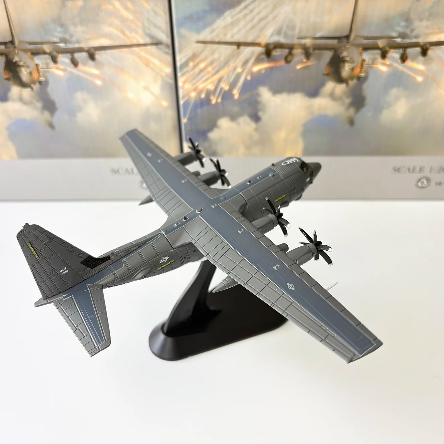 1/200 Scale AC130 Air Gunship Heavy Ground Attack Aircraft Diecast Metal Airplane Plane Model Collection Gift