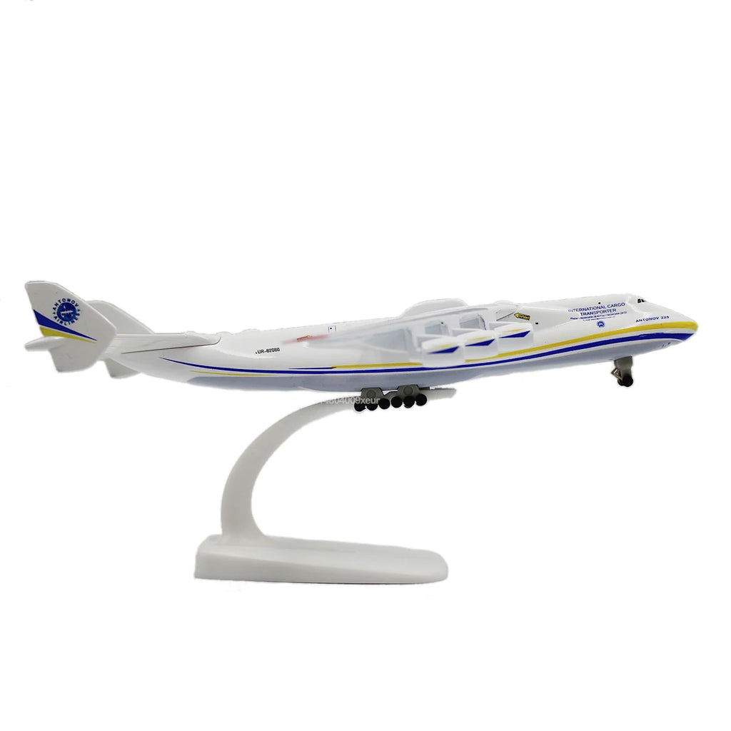 20cm Diecast Antonov An-225 "Mriya" A380 A330 Beluga B747 737 Airplane Model 1/400 Scale For Gift Collection